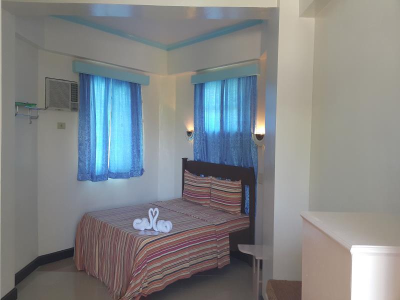 Apartelle De Francesca Puerto Galera Exterior foto